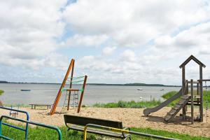 ruhig gelegene Fewo mit Terrasse nahe dem Strelasund