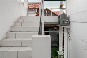 RedDoorz Syariah near Stadion Persikas Subang