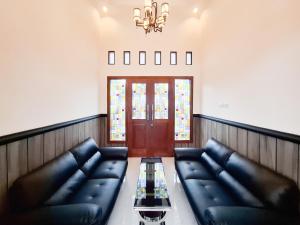 Surya Living RedPartner near Suncity Mall Madiun