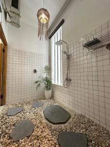 Da Nang Sea Breeze Private Villa Salt Pool & Bathtubs