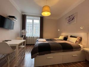 Cozy Apartment on Marszałkowska Street in the Center of Warsaw - Saviors Square