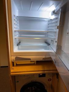 The 4th Floor Vista in front of Kokhta