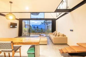 Spacious Loft 200m from Canggu Blissful Beach