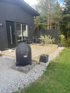 Lakehouse med bastu, egen brygga och roddbåt