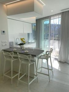 Velar Apartment Suites