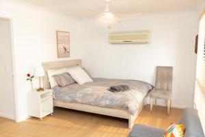 Cozy Studio Suite in House - Private Kitchen Bath