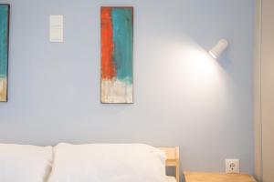 Panormou Neon - Urban Apartment 2A