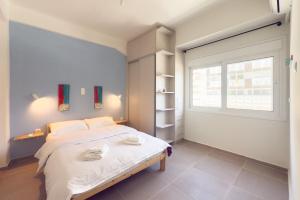 Panormou Neon - Urban Apartment 2A