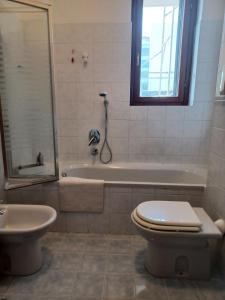 Appartamenti con piccolo patio in zona strategica