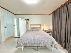 Shelter Yeongdeungpo Park