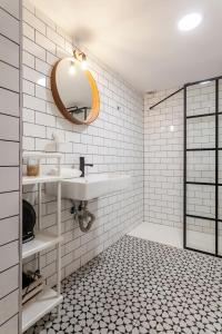 New Flat center historic Ruzafa Wifi AC