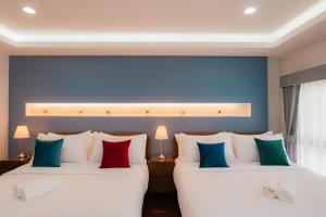 Spacious , 3 min walk to BTS & 10 min to Thonglor, Em District, Terminal 21, Max 20 People