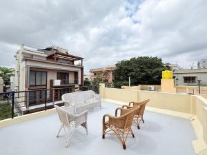 Mosaic Manor 5 BHK Elegant Spacez Luxury Villa