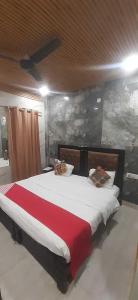Hotel O Metro Residency
