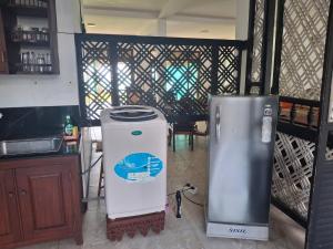 Villa Camellia Garland