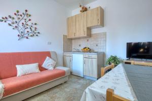 Apartment Romano for two with terrace