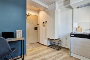 CraftFlat Komagome 508, a compact studio at excellent location