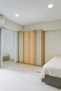 City View Condo 5 mins to MRT Sutthisarn