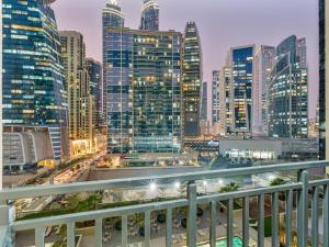 Luxurious Escape - ZADA TOWER - Close to Dubai Mall & Burj Khalifa