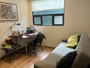 House 100 meters from Condesa and La Salle