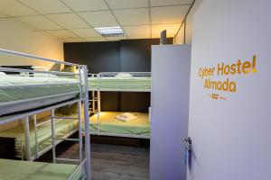 CyberHostel Almada