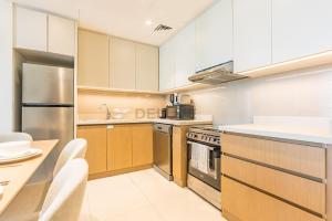 Partial Creek Harbour Views, Close to the Creek Harbour Marine Station and Harbour Promenade, Just Minutes from a Park, Harbour Views Tower 2, Dubai Creek Harbour by Deluxe Holiday Homes