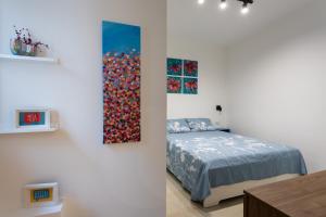 Cosy 3BR Duplex Penthouse with Terrace & Views by Isola360