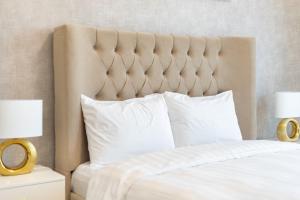 Stunning Burj View High Floor EB