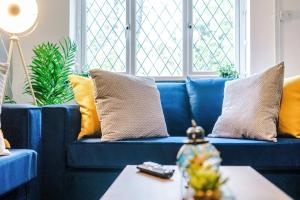 Stylish home - 5G wifi - FREE off-road parking - Sleeps 6