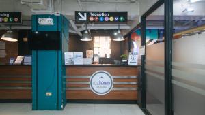 RedDoorz Premium at MyTown New York