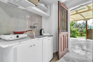 Tasoula Studio with garden view