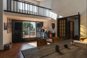 Casa acogedora con chimenea y vistas a la Sierra