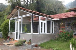 Wild and Free Farm Stay