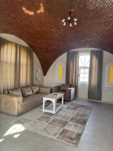 Royal Home Dome Style - Top Floor Apartment