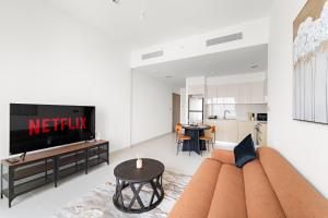 VayK - Stylish 1BR in Iconic Downtown Location