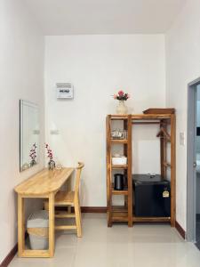 Jiamei Rakthai 家美