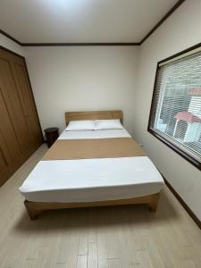 Teine blue house手稻藍房子