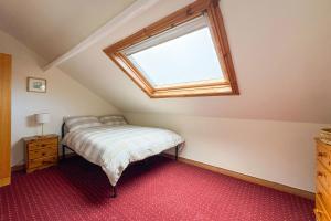 Fabulous Central Belfast Large 4 Bedroom Townhouse - Off Street Parking