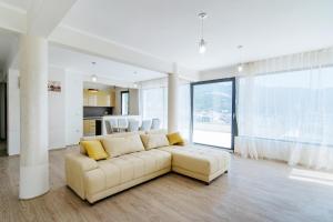 Harmonia Sunrise Apartments