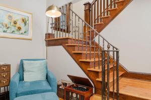 Character Family Home - 3 bedroom 2 bath