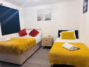 Cozy Private one Bedroom Flat In Grays Lakeside shopping mall