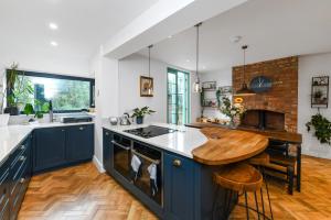 Convenient 3-Bed Near Bingham Station & Town Centre