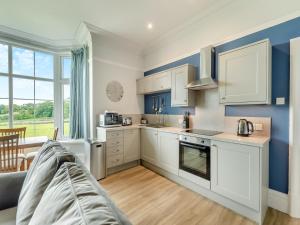 Silverdale Apartment