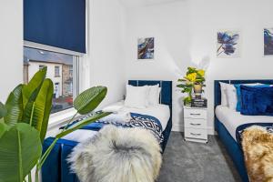 Deja Two Luxe 4BR House By AltoLuxo Short Lets & Serviced Accommodation With Free WiFi & Parking