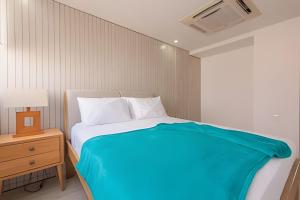 Lujoso Apto de 2 habitaciones en piso 15