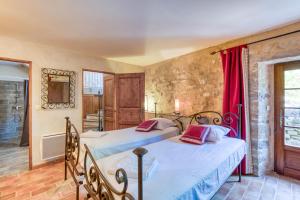 Mas Grand Bosc Gîte La Tour