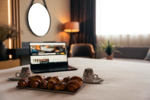 Expo Hotel Sofia - Free Airport Shuttle