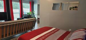 Luxury Private Studio, Quiet, Residential Area
