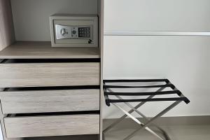 Hermoso Apto de 1 hab con Vista al Mar - Piso 16!