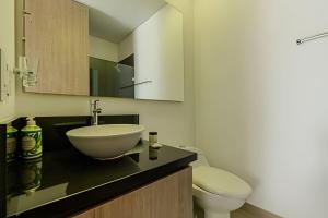 16th Floor Infinitum 1 Bedroom Apt